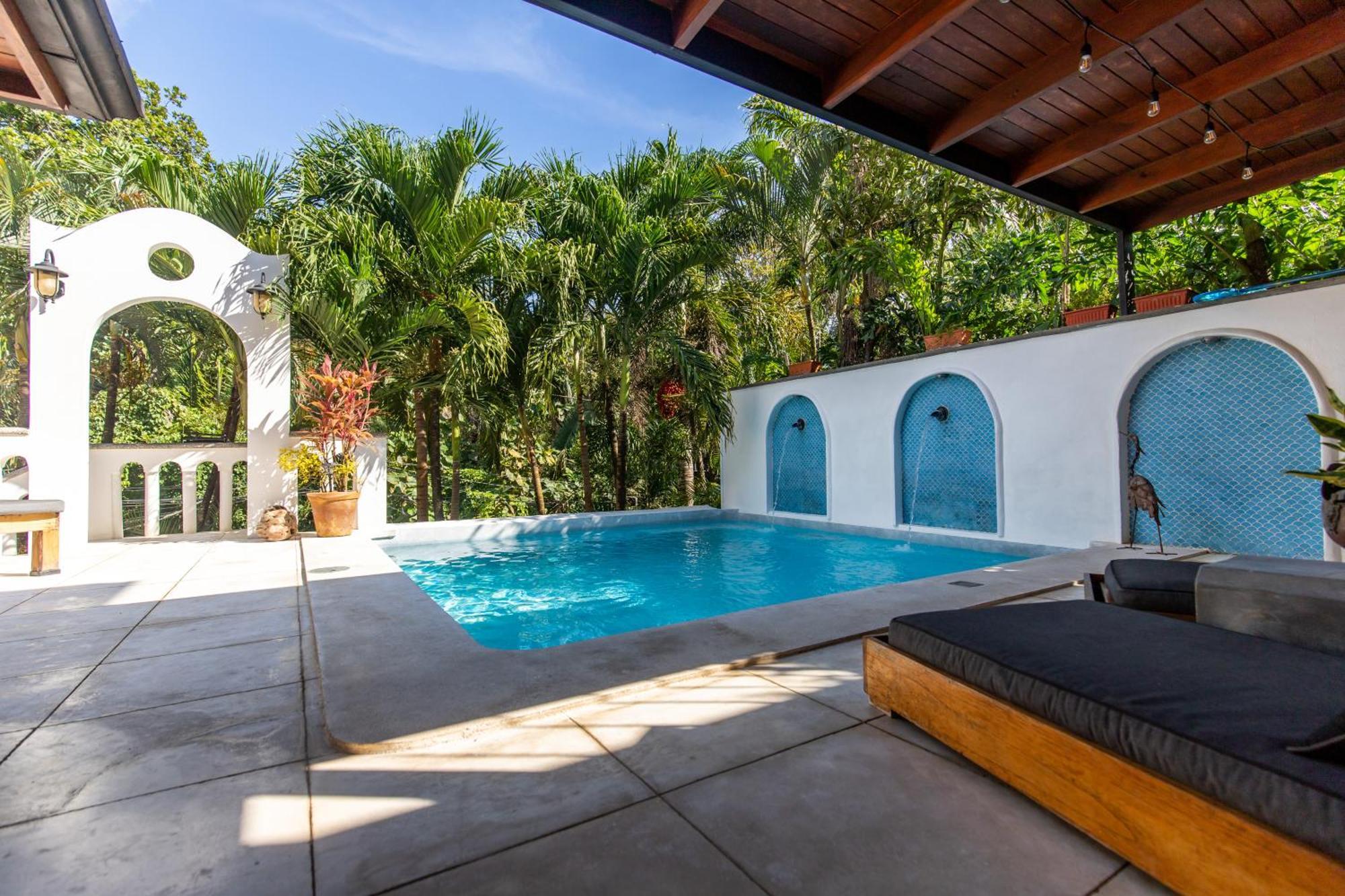 Casa Vitality Bed And Breakfast - Playa Guiones, Nosara - 4 Minute Walk To The Beach Exterior photo